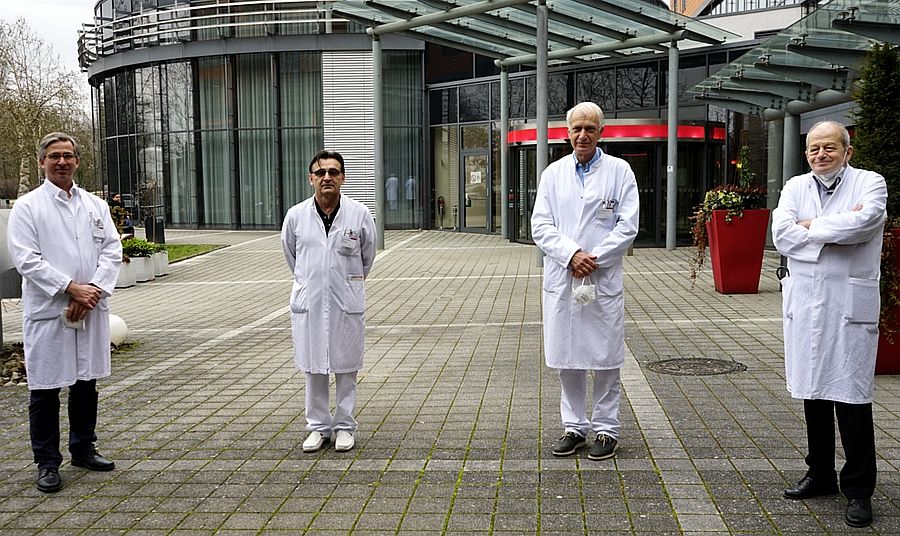 Leitung des HerzZentrums Saar stehen nebeneinander