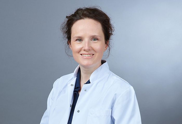 Porträt Dr medic Christina Breit Oberärztin in der Medizinischen Klinik 2
