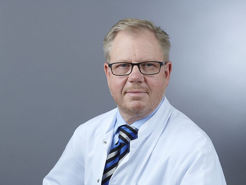 Porträt Professor Dr Harald Schäfer