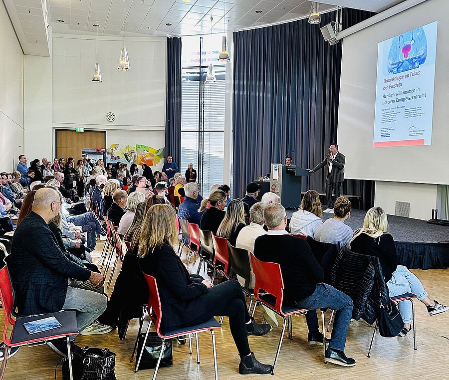 Blick in den gesamten Raum vom Infotag des Uroonkologischen Zentrums der SHG-Kliniken Völklingen