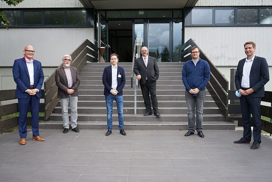 Team aus IT-Fachleuten und Mediziner die vorgetragen haben