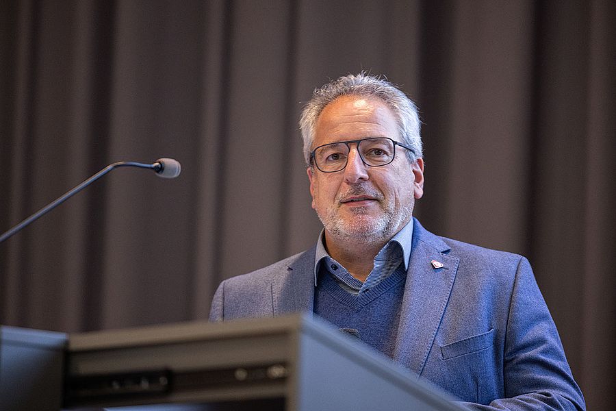 Chefarzt Herz- und Thoraxchirurgie Kavous Hakim-Meibodi 