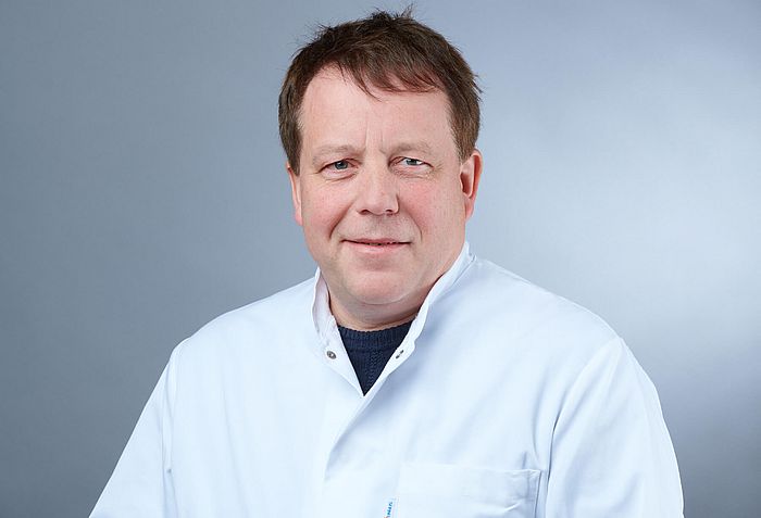 Porträt Prof Dr med Jan Menke