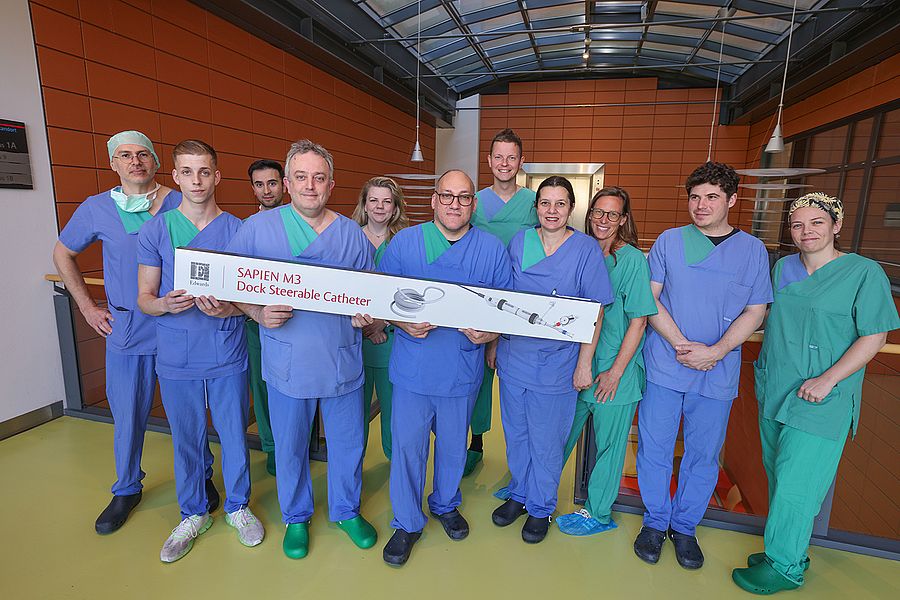 Erstmalig im Saarland: Minimalinvasiver Mitralklappenersatz erfolgreich durchgeführt Erstmalig im Saarland: Minimalinvasiver Mitralklappenersatz erfolgreich durchgeführt