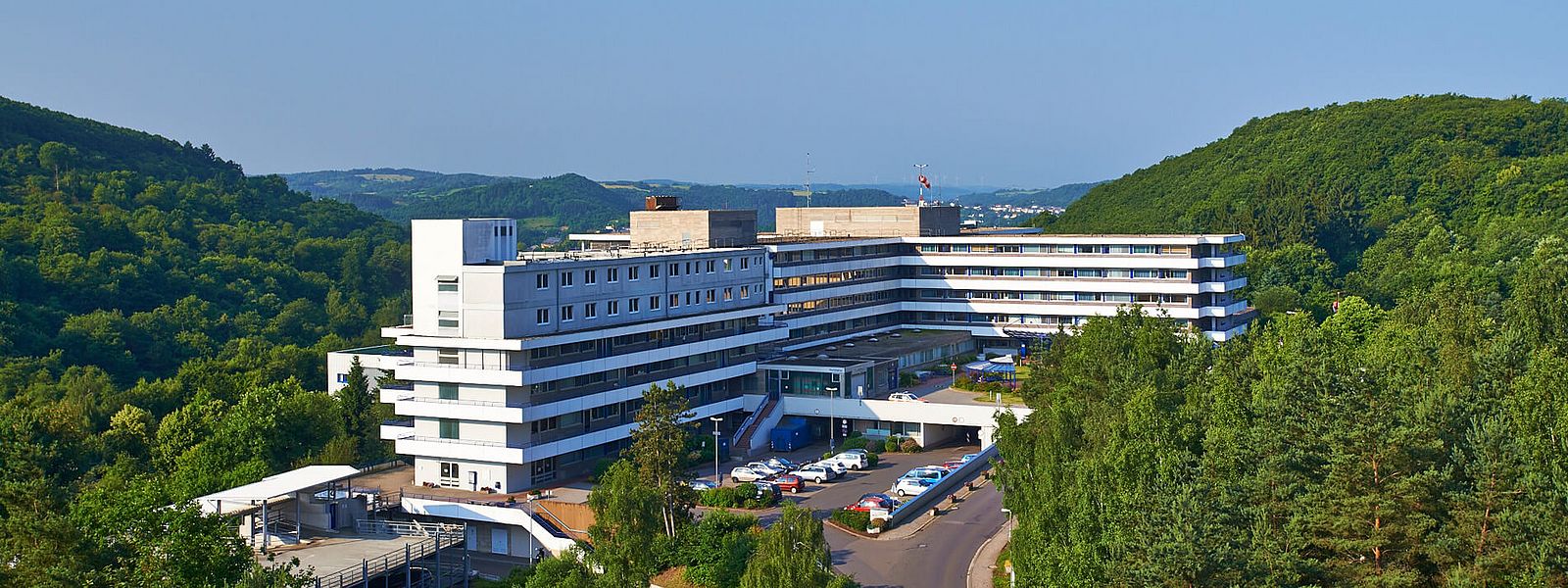 Luftaufnahme des Klinikums Idar-Oberstein IO14.jpg