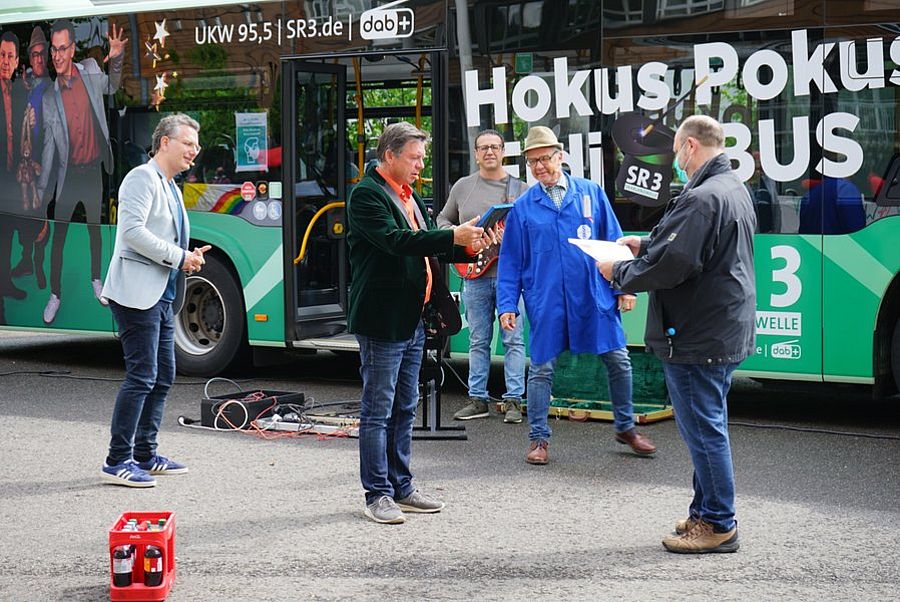 Ronald Herrmann bedankt sich beim SR3-Team