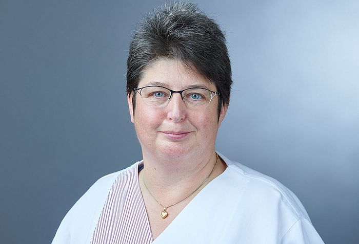 Porträt Anja Dutkiewicz Krankenschwester für Palliative Care Station 21