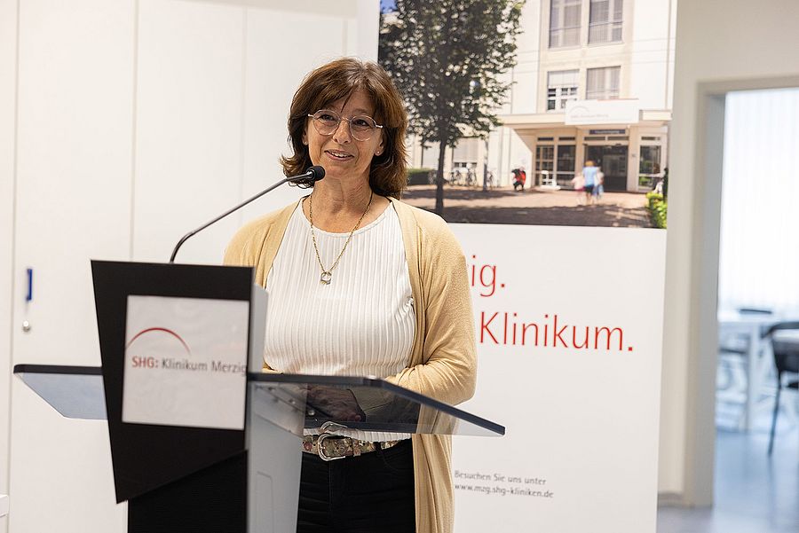 Landrätin Daniela Schlegel-Friedrich, Aufsichtsratsvorsitzende der SHG Klinikum Merzig gGmbH, wies auf die wachsende Bedeutung ambulanter medizinischer Dienstleistungen hin.