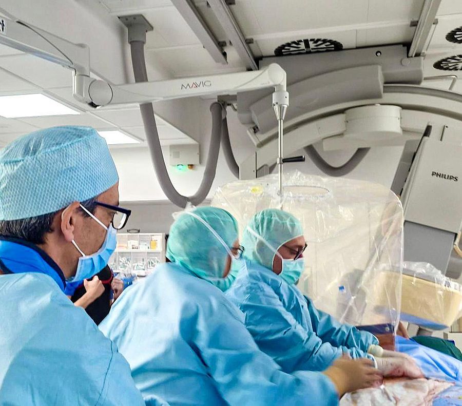Deutschlandpremiere an den SHG-Kliniken Völklingen: Spezielles TAVI-System erstmals erfolgreich eingesetzt Deutschlandpremiere an den SHG-Kliniken Völklingen: Spezielles TAVI-System erstmals erfolgreich eingesetzt