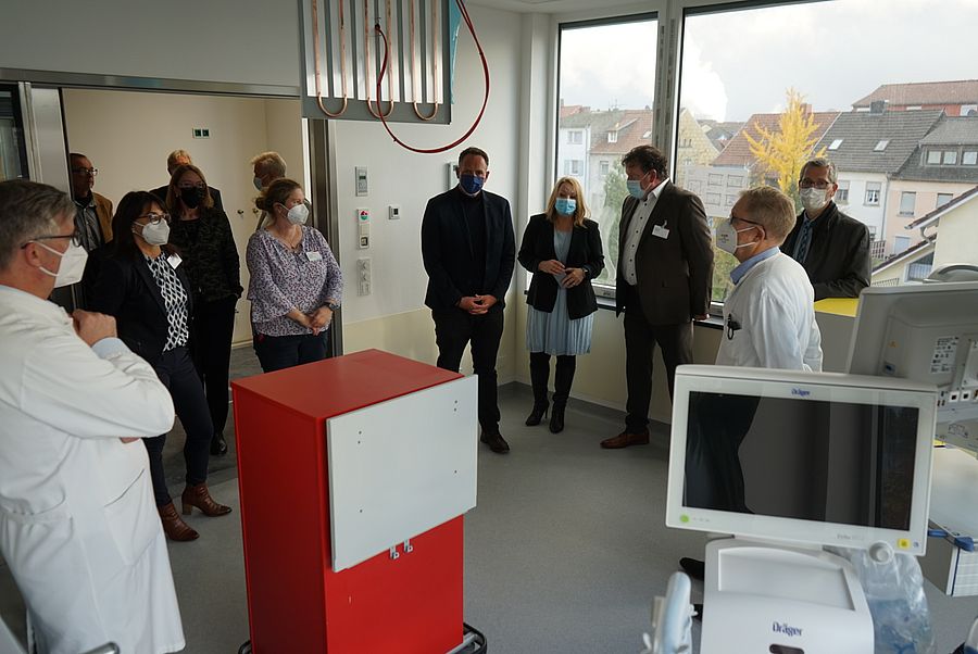 Besichtigung der neuen Intensivstationen