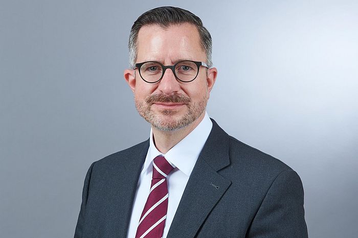 Portraitfoto Priv.-Doz. Dr. med. Ulrich Seidl