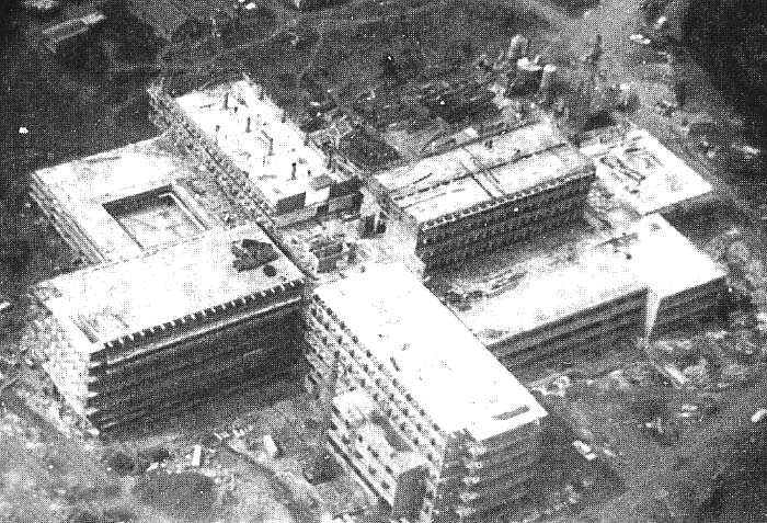 Luftaufnahme des Klinikums Idar-Oberstein 1969